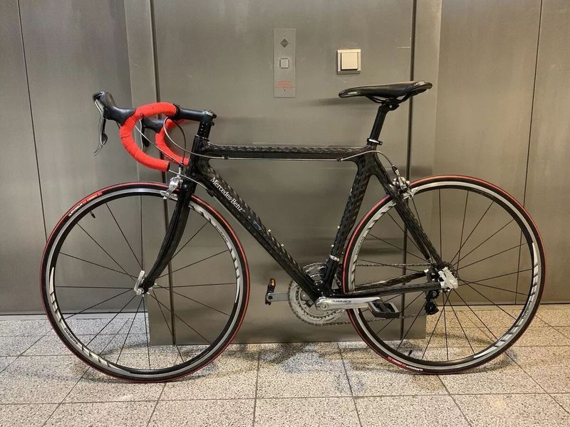 Mercedes Benz karbonové silniční kolo z limitované edice. 31/199. Dura Ace. Výměna za Morati díly.
