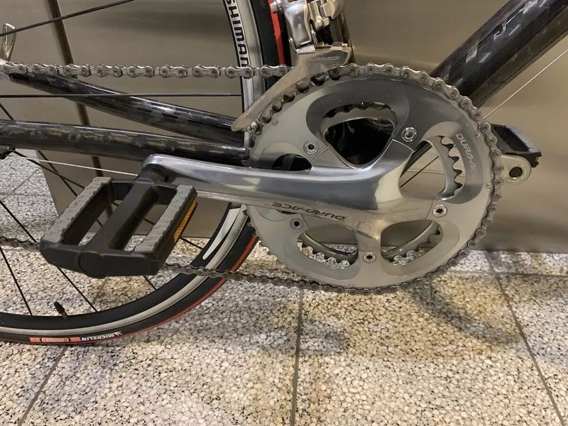 Mercedes Benz karbonové silniční kolo z limitované edice. 31/199. Dura Ace. Výměna za Morati díly.