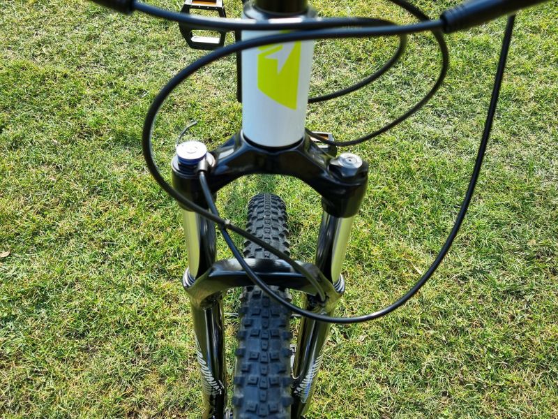 Prodam juniorské kolo SUPERIOR XC 27 DB 15,5 bila/modra