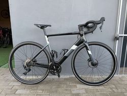 Cannondale SUPER SIX Neo 3 -L elektro silnička