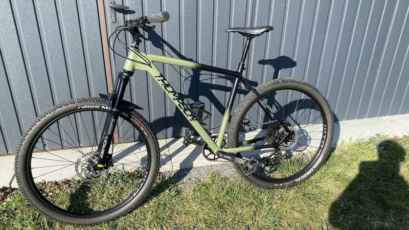Zánovní horské kolo THOMPSON XC-9000 green