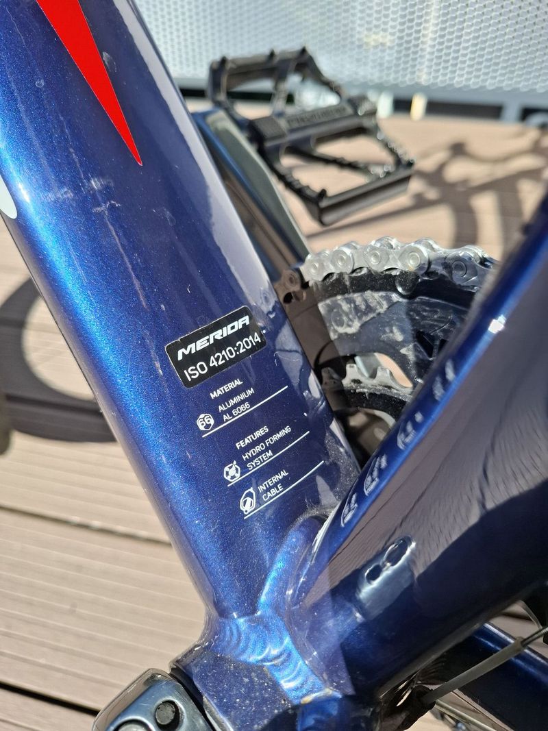 Silniční kolo Merida SCULTURA 300