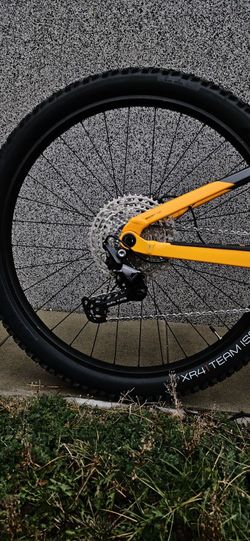 Prodám skoro nového Trek Fuel ex5