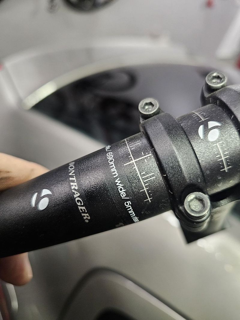 Bontrager 690 plus představec xc