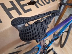 Sedlo Selle Italia SLR Boost 3D KIT Carbonio Superflow
