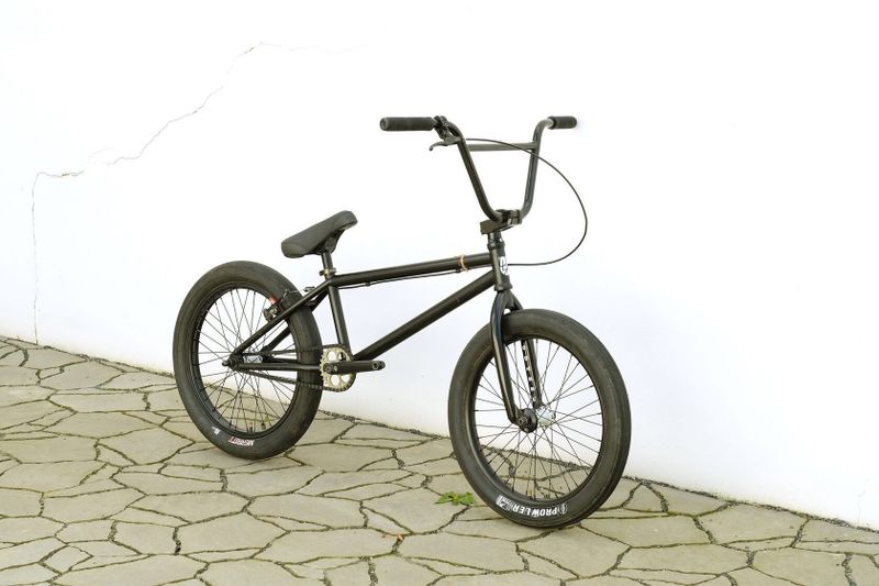 BMX Deluxe velikost 21 