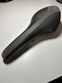 Sedlo Fizik Arione K:ium