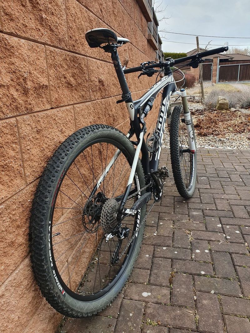 SCOTT SPARK 940 - FOX - XL