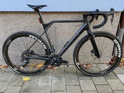 Canyon Inflite SF SL 8.0 Team Di2 elektro-řazení