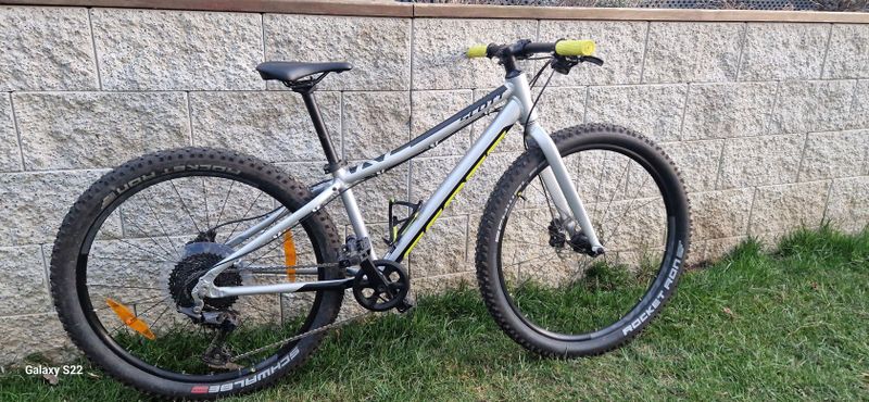 Horske kolo Scott Scale RC 600