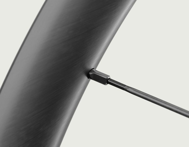 trailové/XC karbonové výplety 29" OQUO MP30 Team Carbon (30 mm vnitřkem, 1.530 g) ořech xD nebo MS