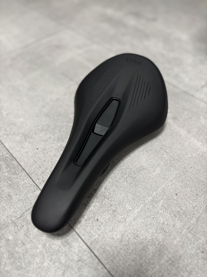 Fizik Vento Argo X3 sedlo, 140 mm
