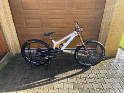 YT TUES CF PRO RACE