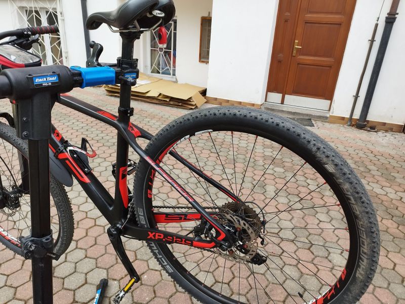 prodám Karbonové kolo SUPERIOR XP 929
