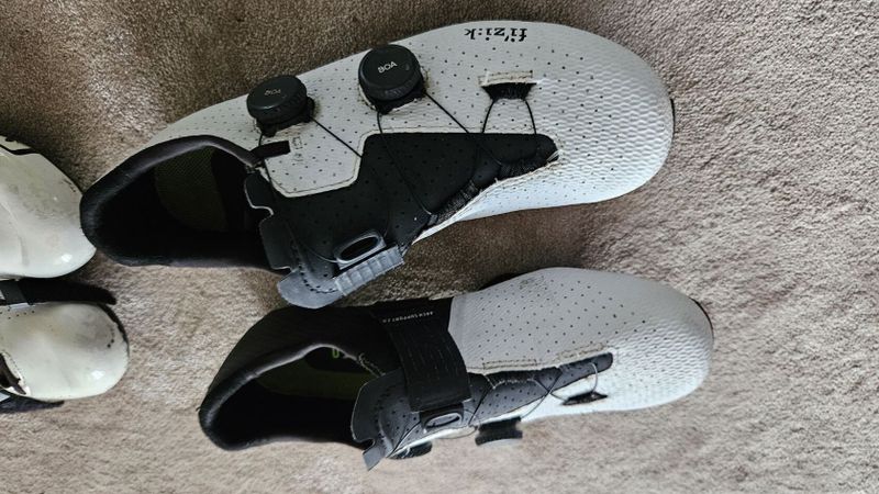 Fizik Vento Infinito Carbon 2