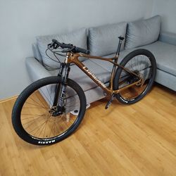 Nové horské kolo LAPIERRE ProRace CF 6.9