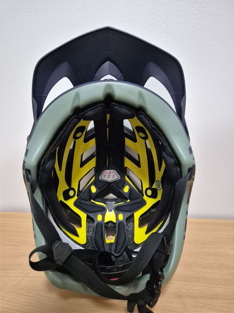 Helma TroyLeeDesigns A1