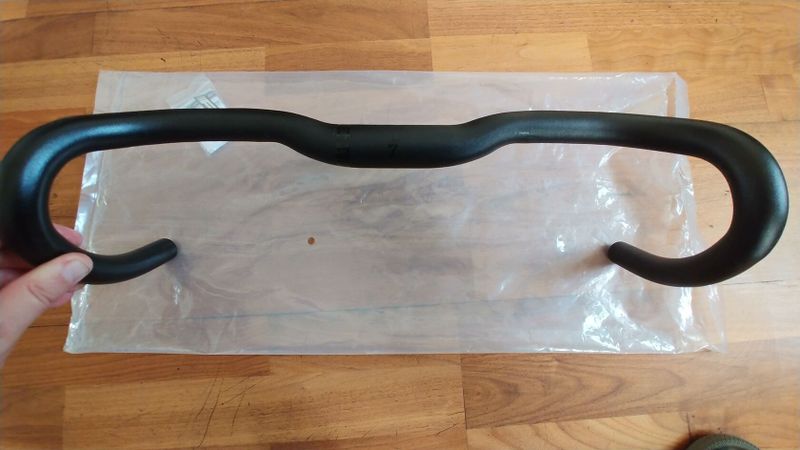 Specialized adventure gear hover 420mm