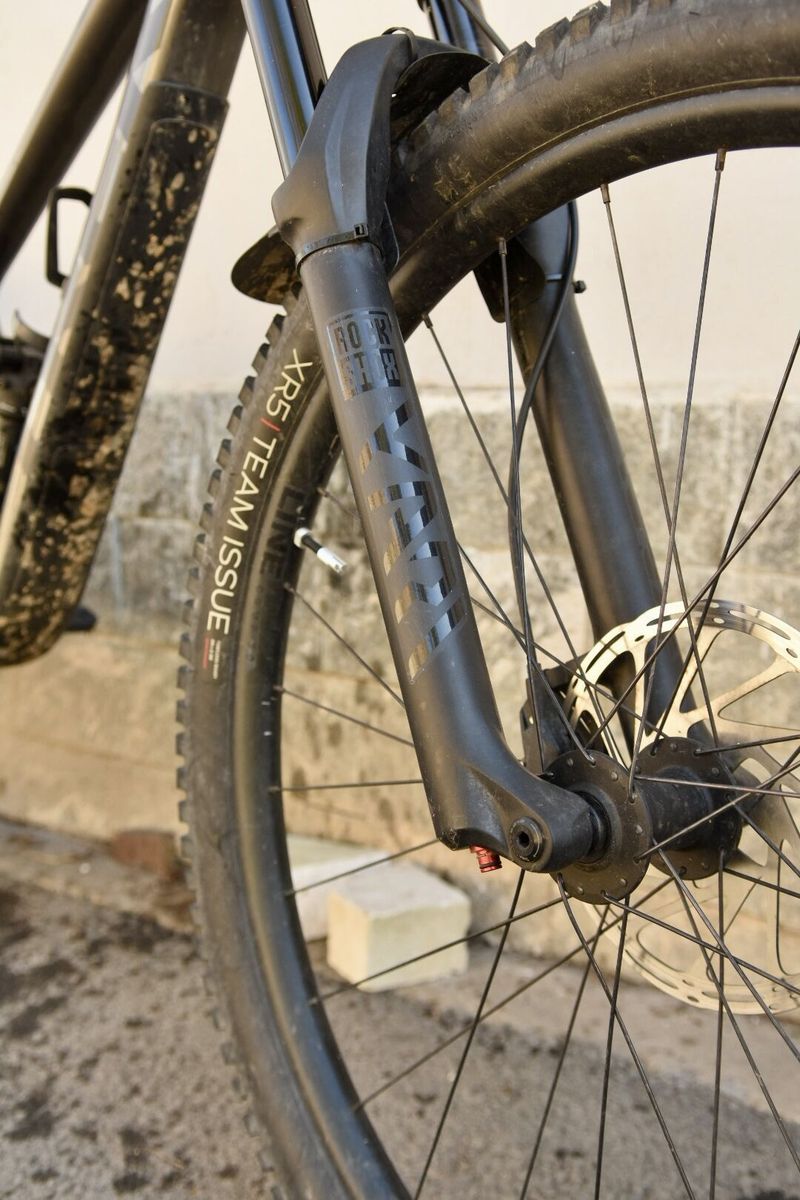 Trek Slash 7 Vel. L (2023)