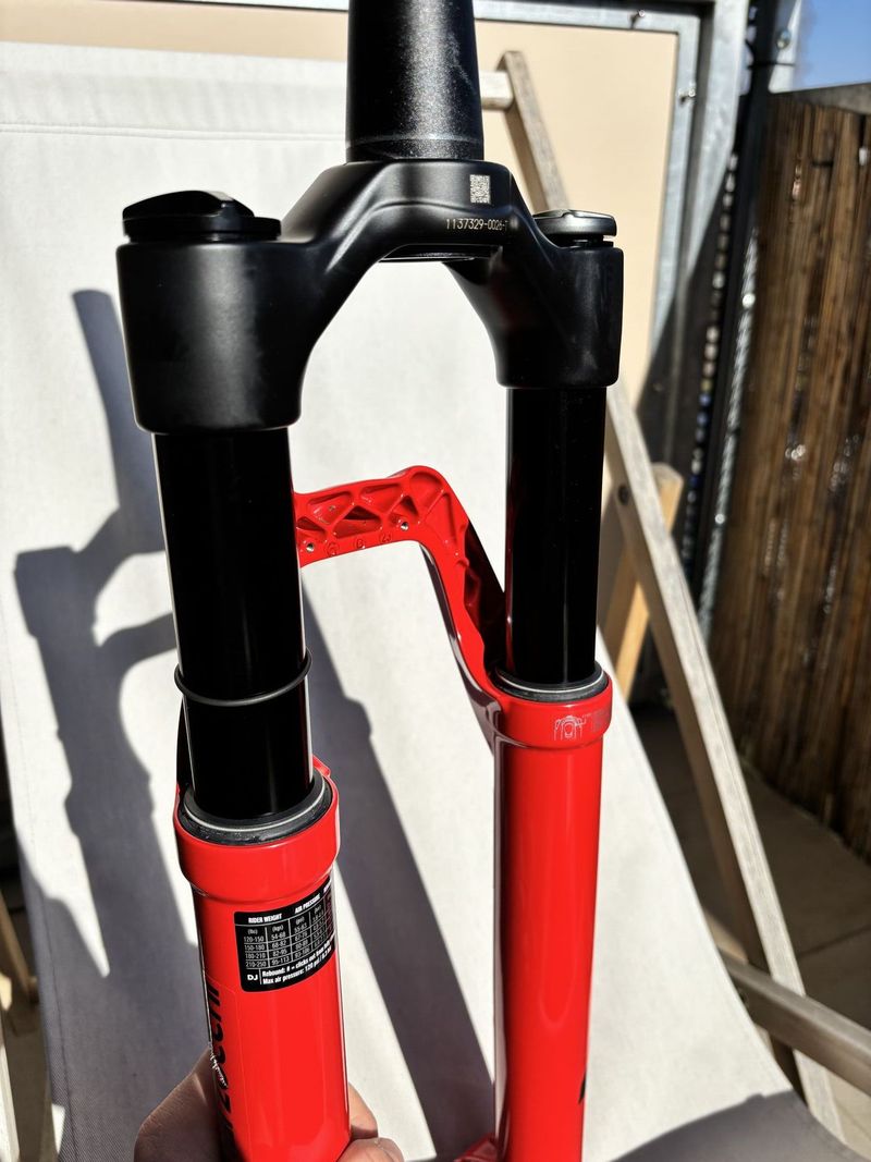 Marzocchi Bomber DJ 26-100 Grip 20x110