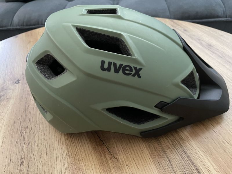 Cyklistická helma UVEX unisex 