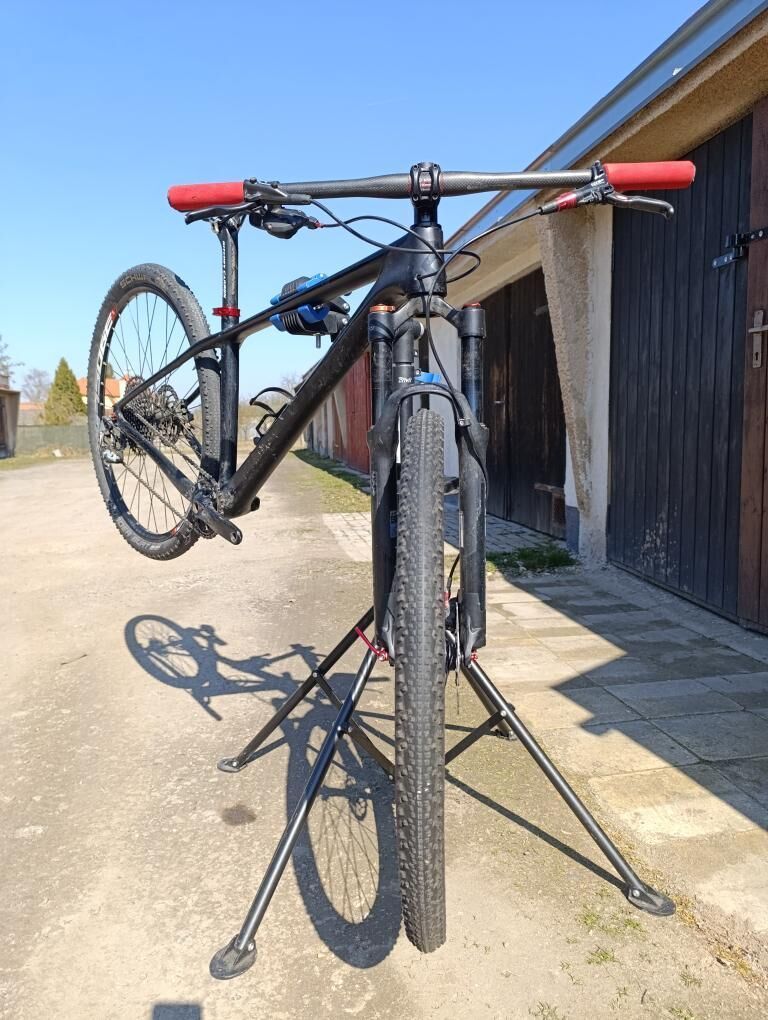 Juniorský celokarbon stavba 13" kola 29