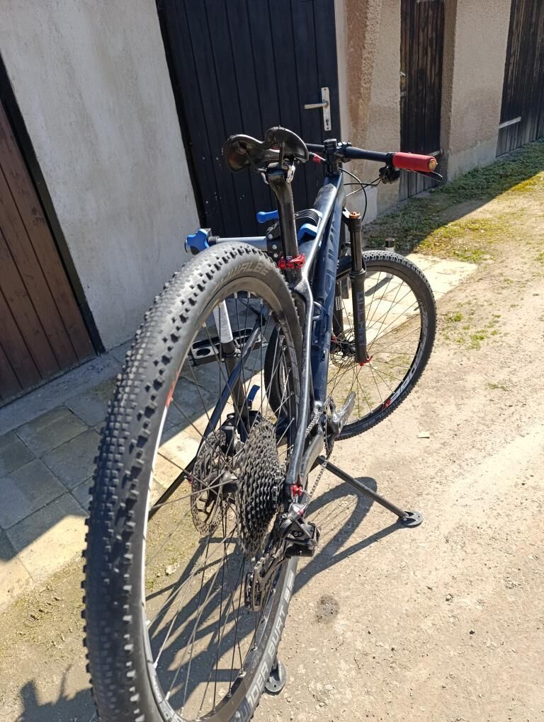 Juniorský celokarbon stavba 13" kola 29