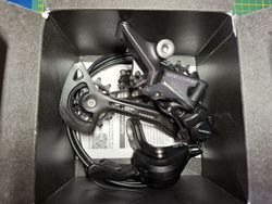 Řazení + hazka Deore 6100 + třmen XT8100 