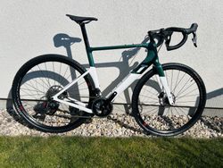 3T Exploro RaceMax Rival AXS (vel. 56)