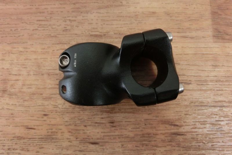 Představec Magix 4 cm + řidítka