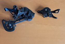 Přehazovačka Shimano SLX RD-M7100 12s a Řazení Deore SL-M6100-R I-spec EV 12s