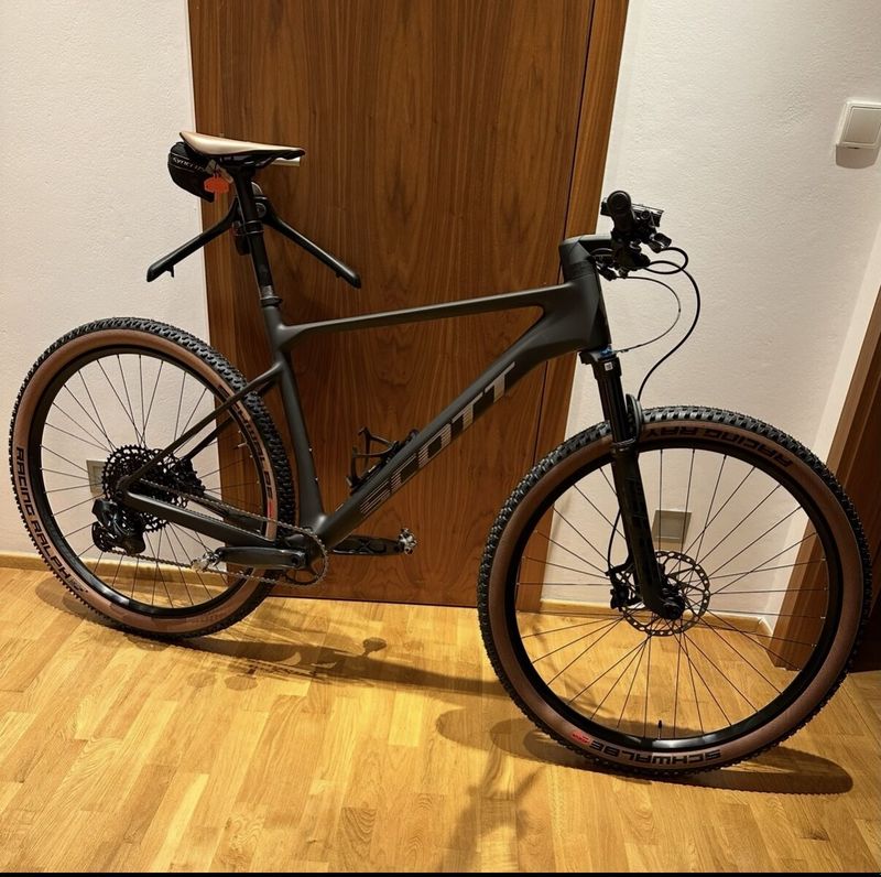 HORSKÉ KOLO SCOTT SCALE 910 - Karbon 