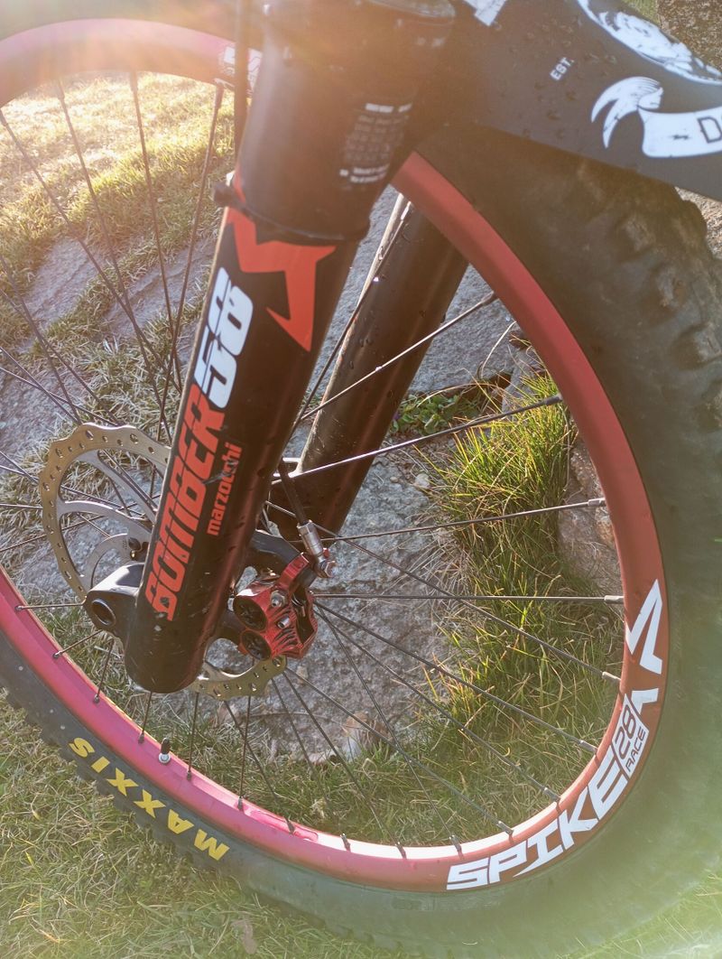 Dobrý den prodám giant Glory 2 možná výměním za enduro 