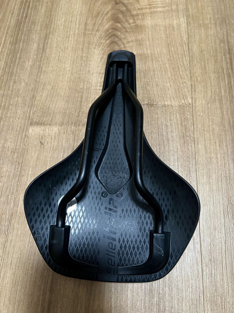 Sedlo Selle Italia Model Y