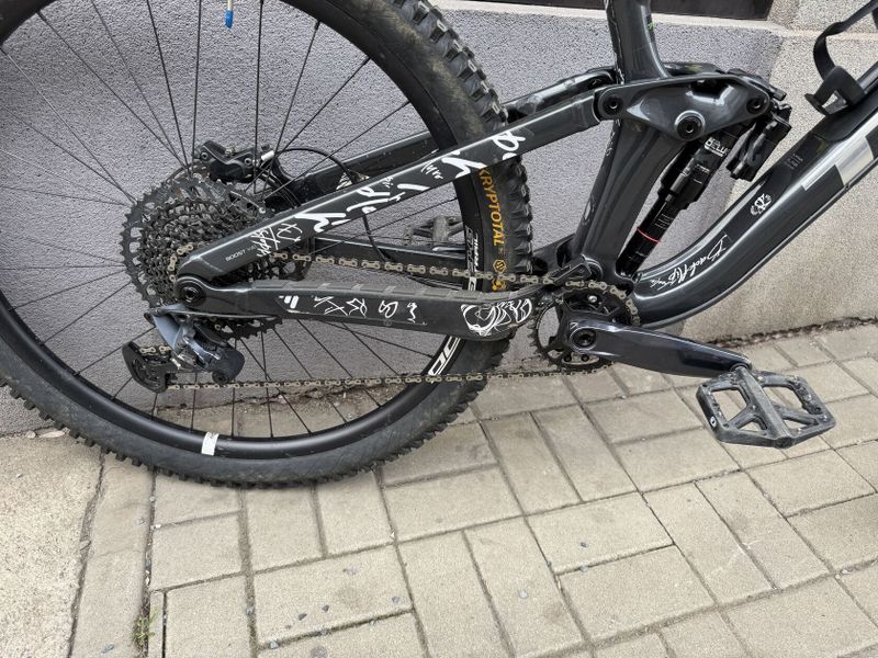 Trek Slash 8