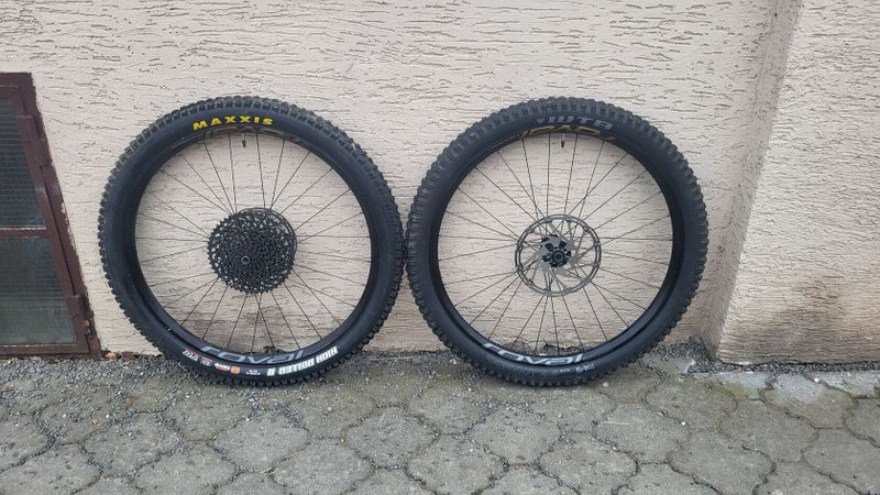 Roval 27,5" výplety, vše na fotce v ceně!