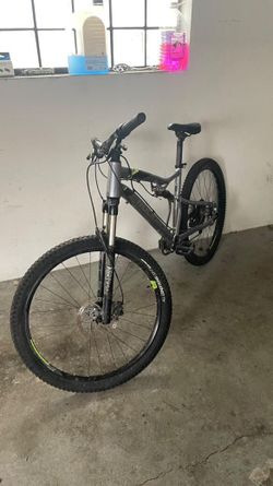 Rockrider st900