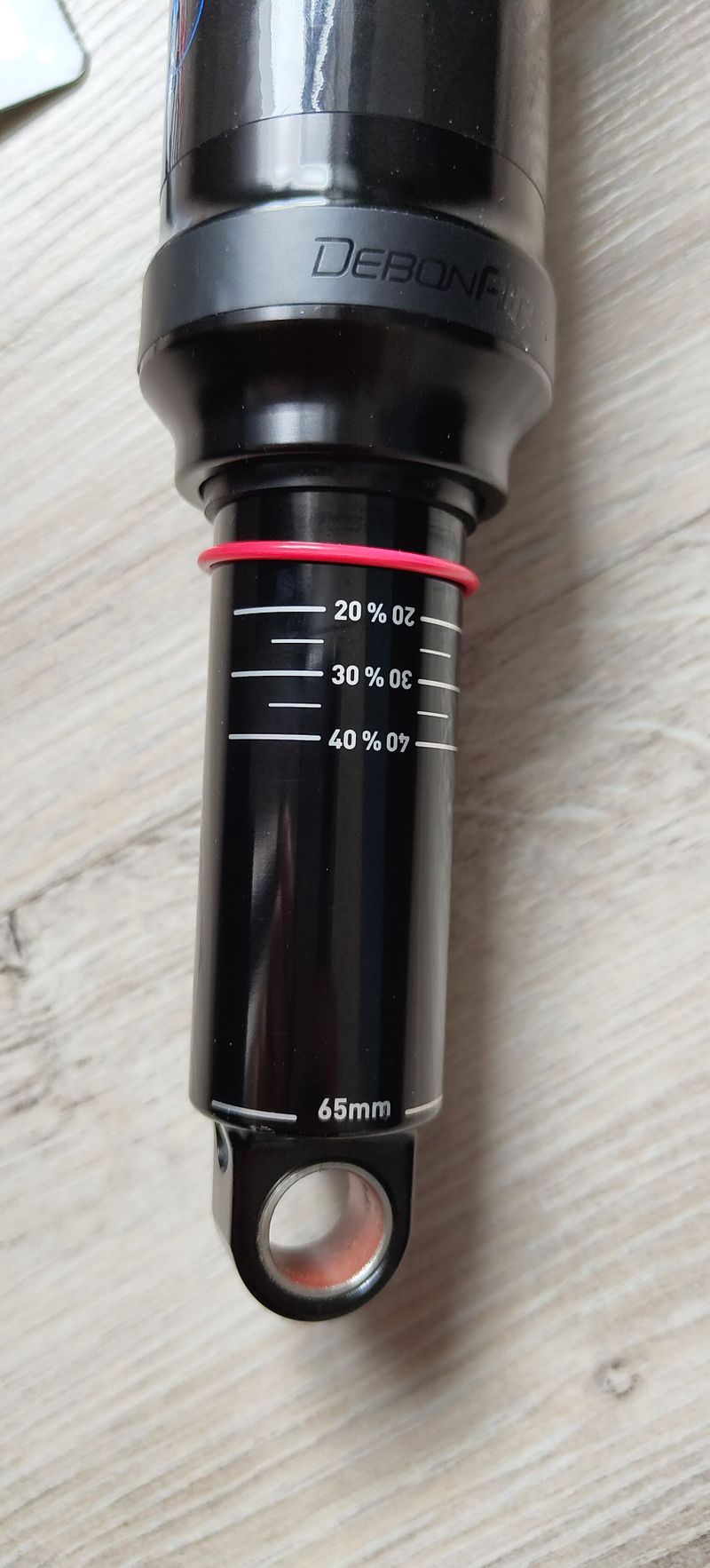 Tlumič Rock Shox Deluxe Select+ DebonAir 205x65 Trunnion 