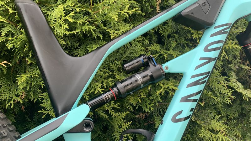 Enduro kolo Canyon Spectral CF 7.0 XL 2020