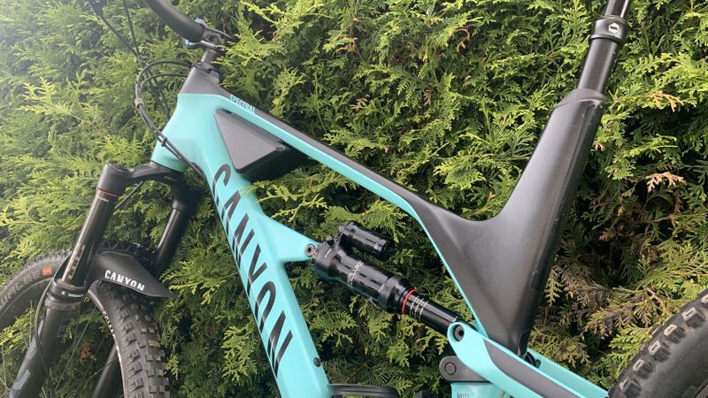 Enduro kolo Canyon Spectral CF 7.0 XL 2020