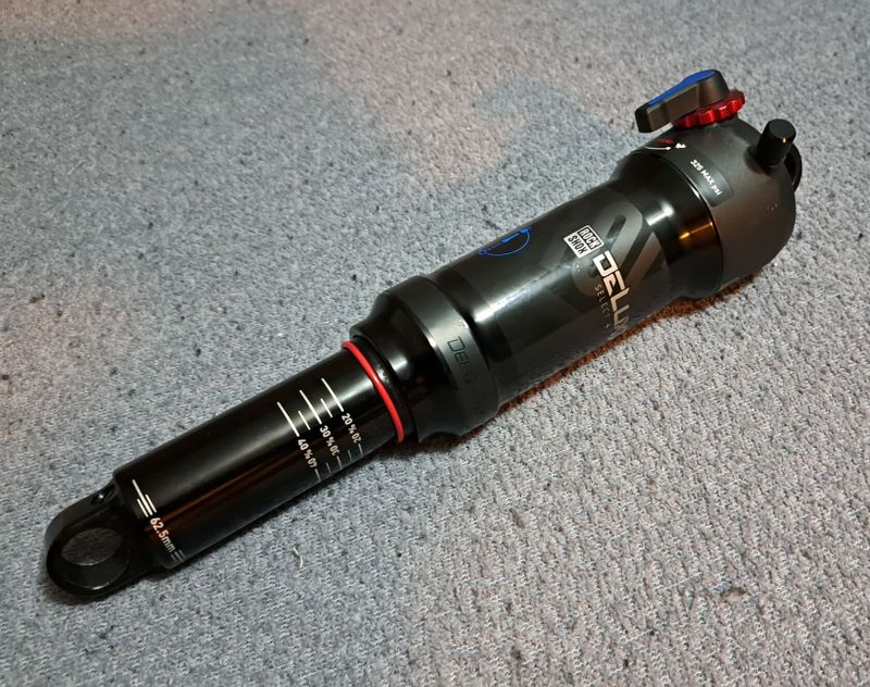 Tlumič Rockshox Deluxe Select +
