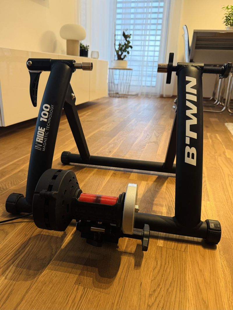 Cyklistický trenažer Van Raysel B-TWIN IN RIDE 100 
