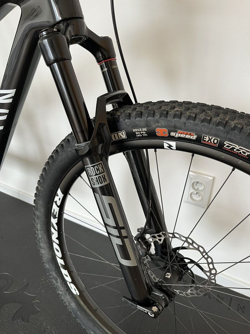 CANYON Lux World Cup CF Custom Build - vel. L