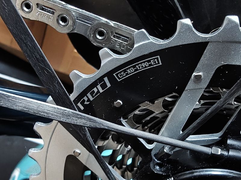 Sram Red E1 silnicni kazeta 10-33 