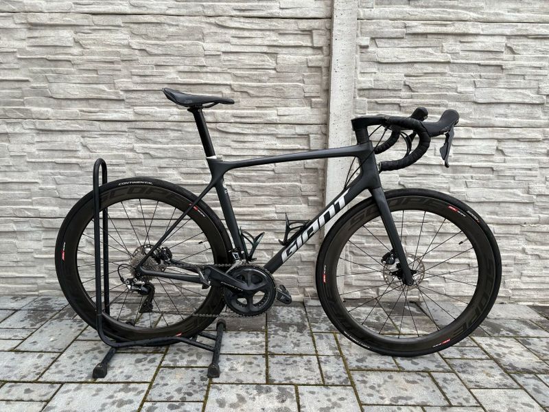 Giant tcr advanced - karbonová kola 
