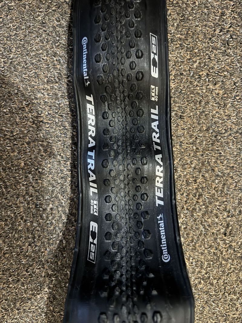 Continental terra trail TLR
