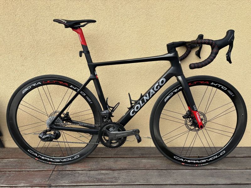 Colnago V4Rs, UAE Emirates