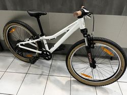 Scott Contessa 24