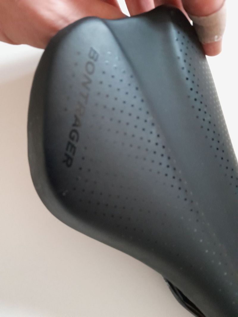 sedlo bontrager