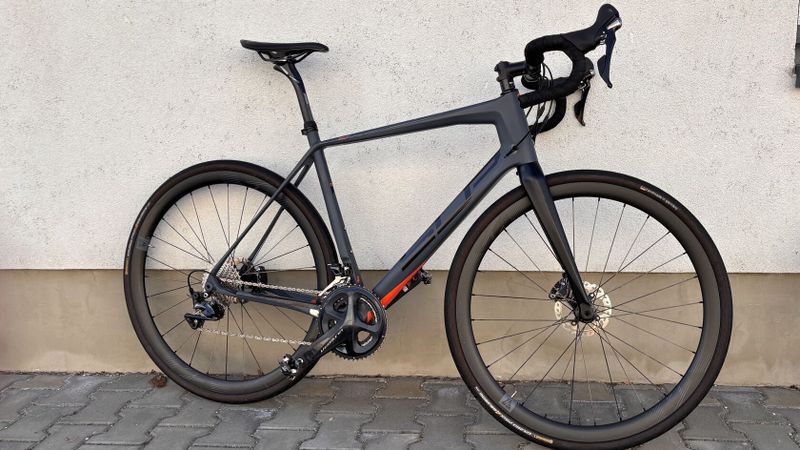 SUPERIOR X - ROAD TEAM ISSUE